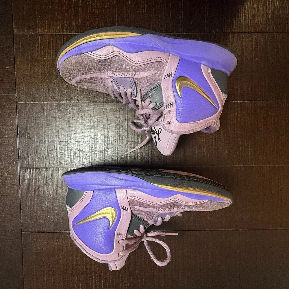Nike Kyrie Infinity GS Amethyst Wave Youth Size 4Y Basketball Sneaker DD0334-500